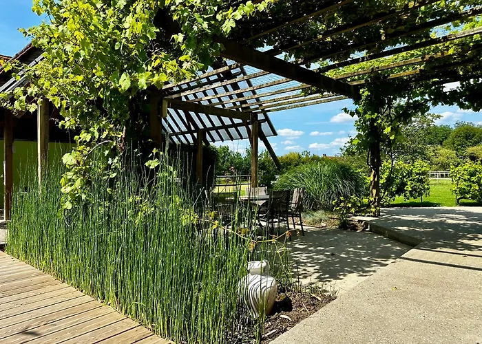 Zi - Les Jardins D'ilona